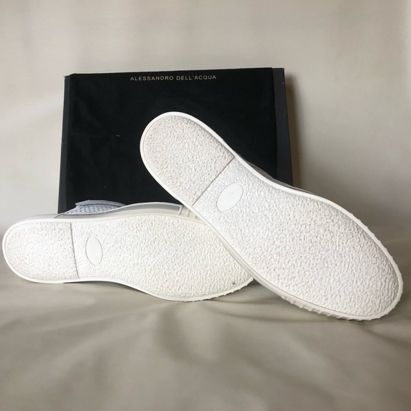 ALESSANDRO DELL’ ACQUA Perforated Leather Sneakers - Picture 5 of 8